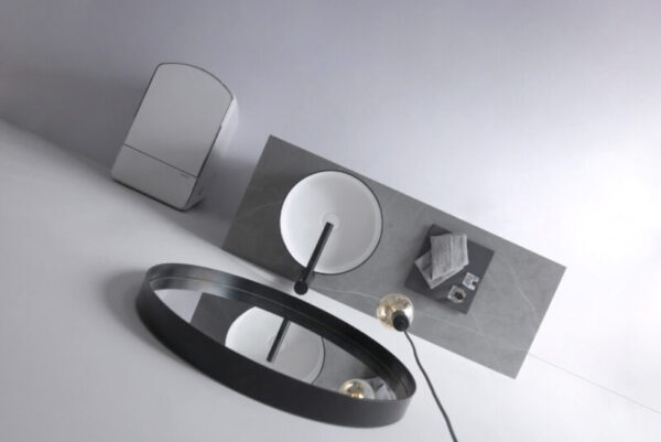 Dove Gloss White with Black Edge - Image 5